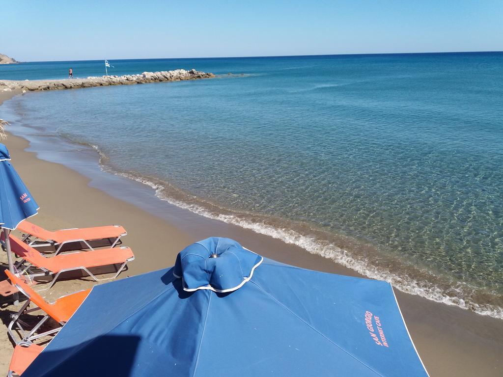 San Georgio Hotel Tsoútsouros Buitenkant foto