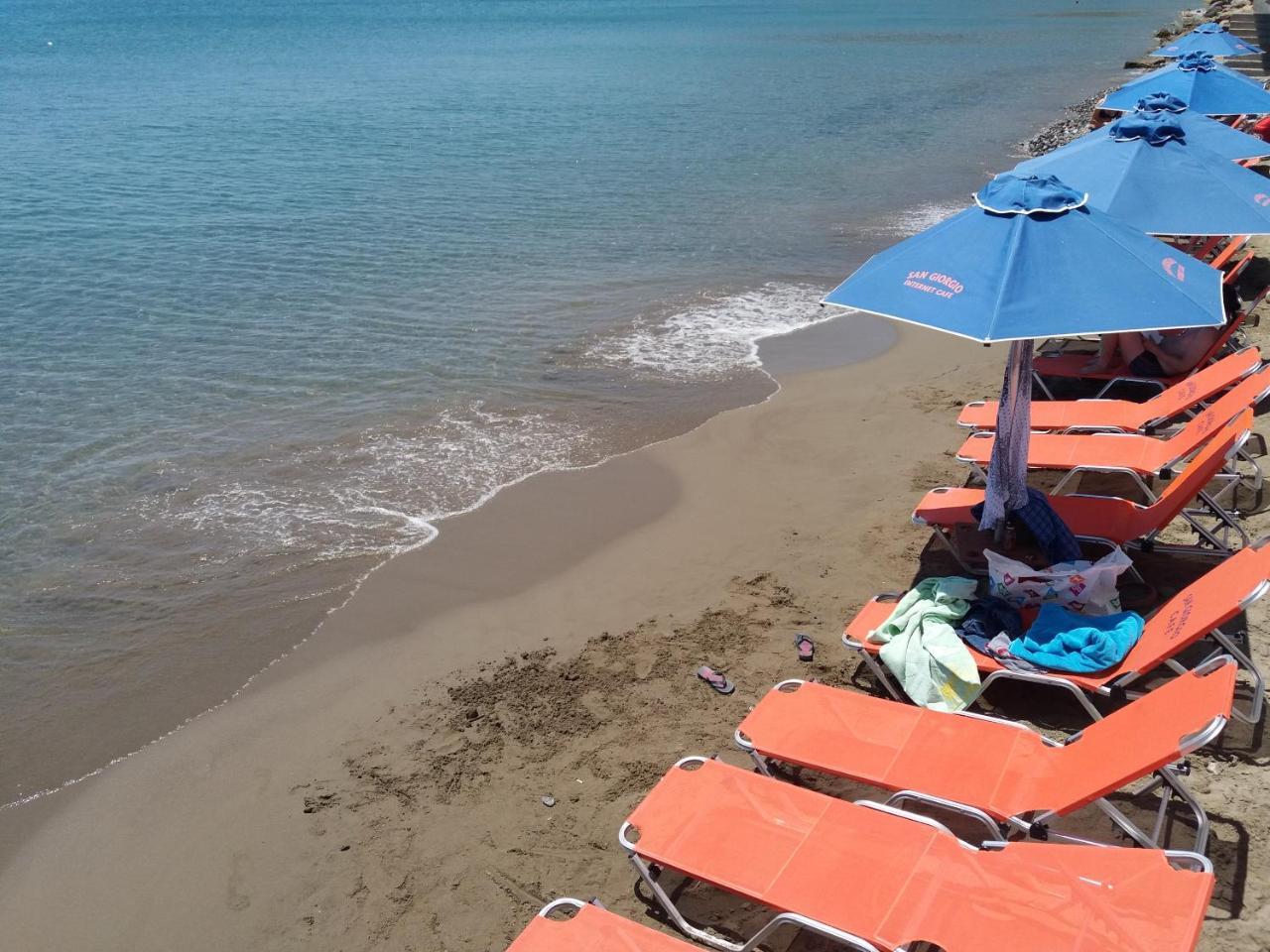 San Georgio Hotel Tsoútsouros Buitenkant foto
